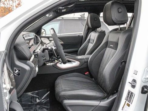 New 2025 Mercedes-Benz GLS 63 AMG 4MATIC image 19