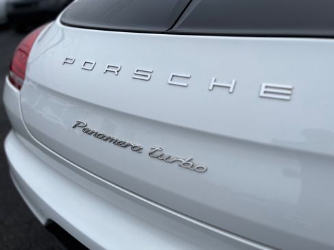 Used 2014 Porsche Panamera Turbo Executive image 6