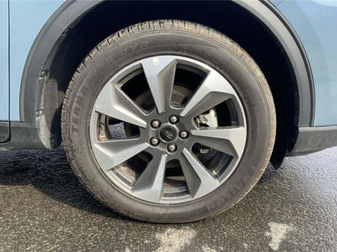 Used 2025 Ford Escape Platinum image 26