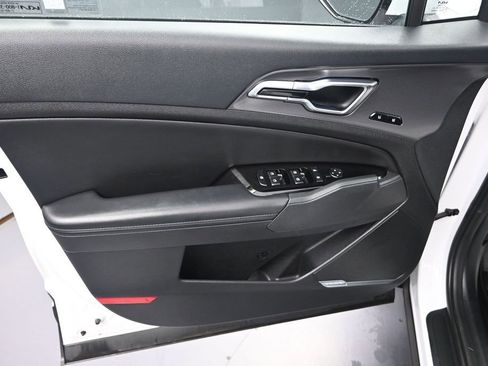 Used 2023 Kia Sportage SX FWD image 10