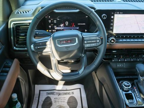 New 2026 GMC Canyon AT4 w/ AT4 Premium Package image 13