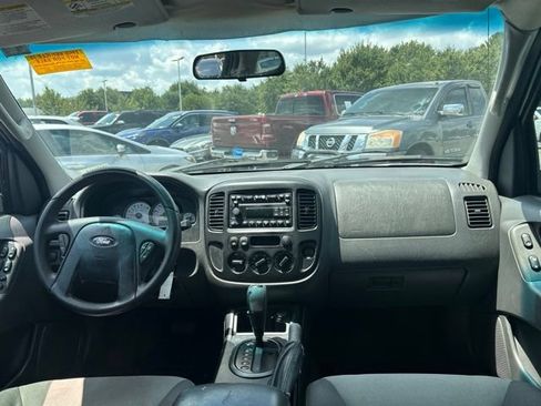 Used 2007 Ford Escape XLS FWD image 15