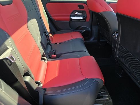 Used 2023 Mercedes-Benz GLB 35 AMG AMG GLB 35 image 31