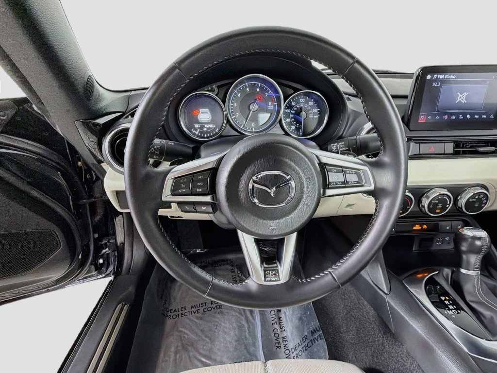 Used 2021 MAZDA MX-5 Miata RF Grand Touring RWD image 11