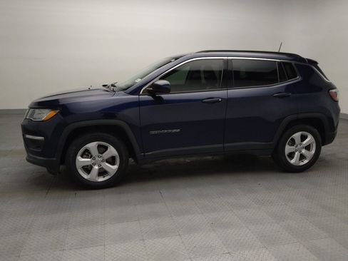 Used 2020 Jeep Compass Latitude FWD image 2