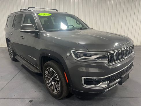 Used 2022 Jeep Wagoneer Series III w/ Flexible Seating Group image 26