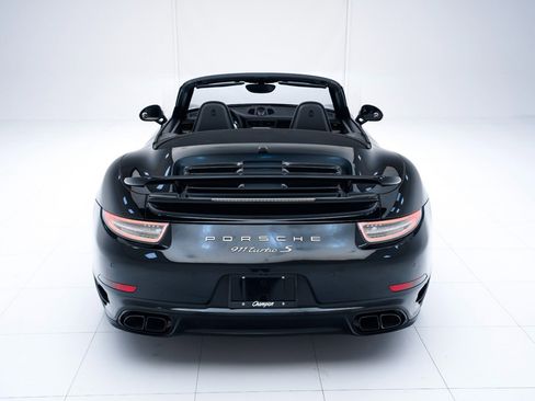 Used 2015 Porsche 911 Turbo S image 10