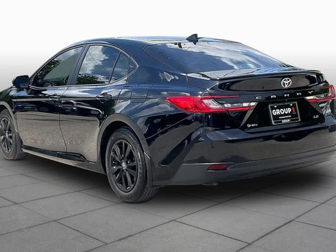 Used 2025 Toyota Camry LE w/ Convenience Package FWD image 12