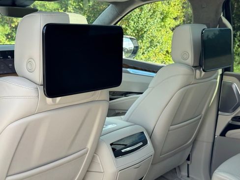 New 2025 Cadillac Escalade Sport Platinum image 24