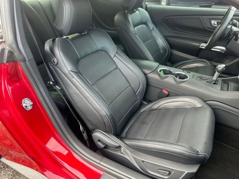 Used 2024 Ford Mustang GT Premium image 38