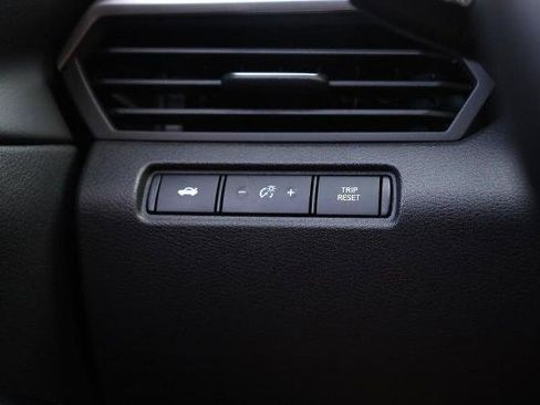 Certified 2025 Nissan Altima 2.5 SR w/ SR Premium Package FWD image 19