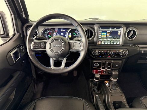 Certified 2023 Jeep Wrangler Unlimited Rubicon 4xe w/ Cold Weather Group AWD/4WD image 16