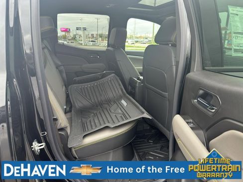 New 2026 Chevrolet Colorado ZR2 w/ Technology Package AWD/4WD image 26