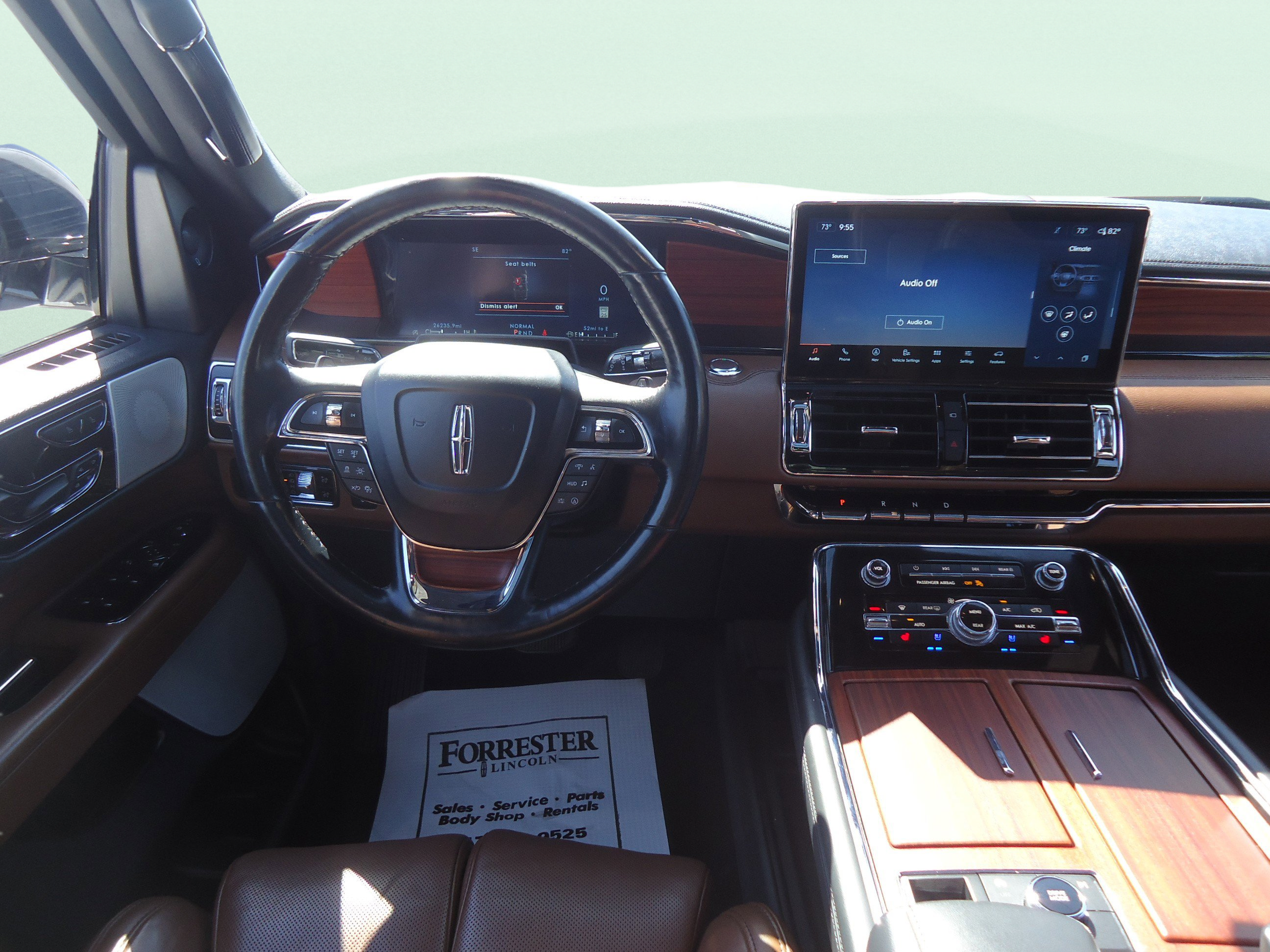 Certified 2024 Lincoln Navigator L Reserve AWD/4WD image 11