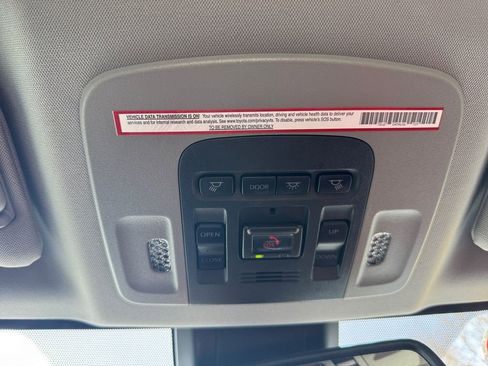 Used 2021 Toyota Camry XSE w/ Navigation Upgrade Package FWD image 26