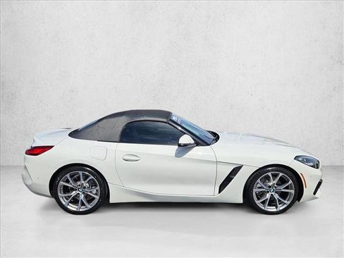 Used 2020 BMW Z4 sDrive30i w/ Premium Package RWD image 4