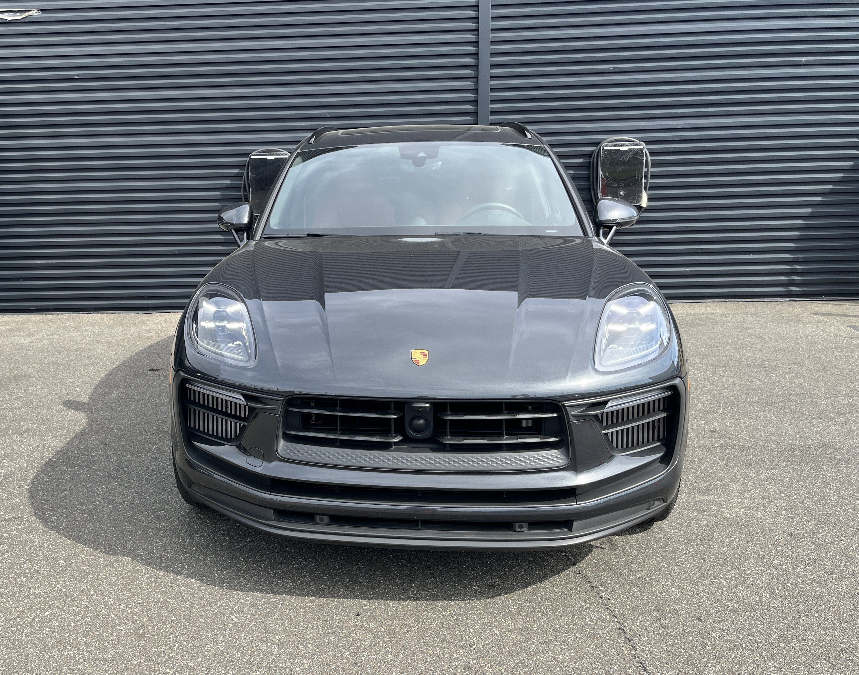 Certified 2024 Porsche Macan S AWD/4WD image 12