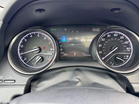 Used 2021 Toyota Camry SE w/ Cold Weather Package image 20