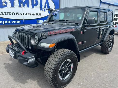 Used 2019 Jeep Wrangler Unlimited Rubicon w/ Advanced Safety Group AWD/4WD image 3