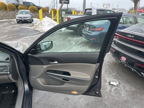 Used 2009 Honda Accord EX image 30