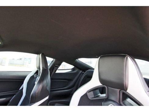 Used 2021 Ford Mustang Shelby GT500 w/ Technology Package image 28