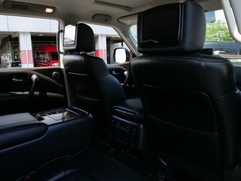 Used 2023 Nissan Armada Platinum w/ Captain's Chairs Package RWD image 42