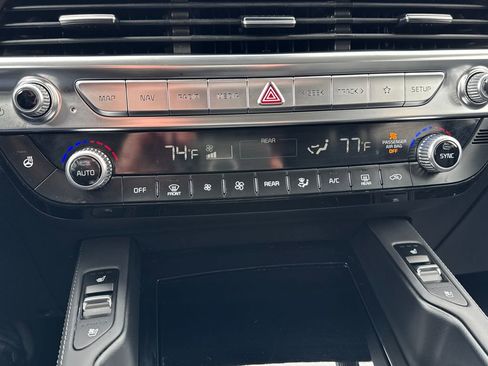 Used 2022 Kia Telluride SX w/ Nightfall Edition Package image 28