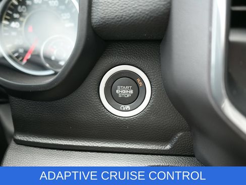 Used 2023 RAM 1500 Laramie AWD/4WD image 22