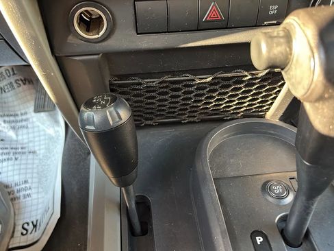 Used 2009 Jeep Wrangler Unlimited Sahara w/ Dual Top Group image 17