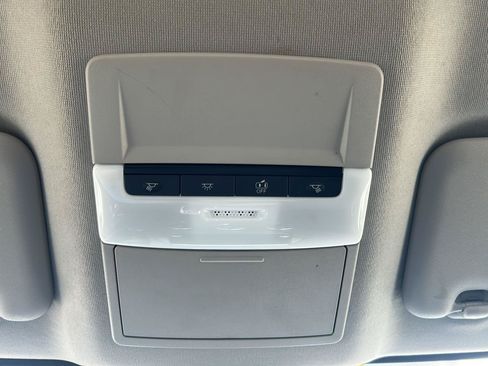 Used 2025 Nissan Sentra SR w/ Midnight Edition FWD image 15