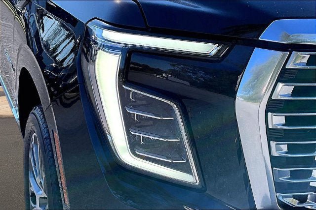 Certified 2026 GMC Yukon XL Denali w/ Sun & Power Step Package AWD/4WD image 30