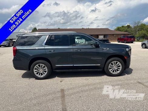 Used 2021 GMC Yukon SLT w/ SLT Premium Package AWD/4WD image 7