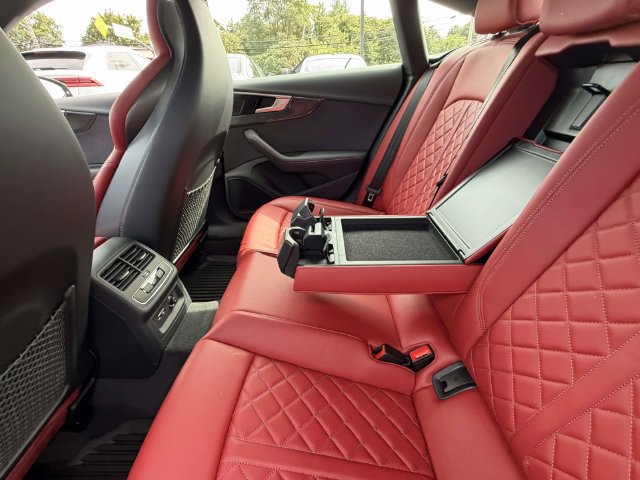 Used 2024 Audi S5 Premium Plus w/ Premium Plus Package AWD/4WD image 17