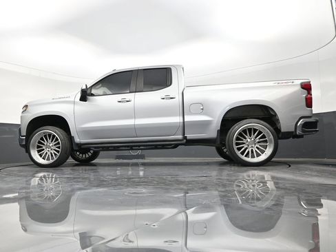 Used 2020 Chevrolet Silverado 1500 LT AWD/4WD image 21