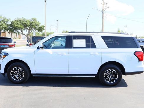 Used 2023 Ford Expedition Max XLT image 5
