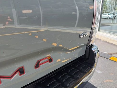 Used 2023 Toyota Tacoma TRD Off-Road image 25