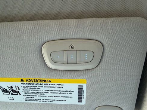 Used 2015 Chrysler 200 C image 22