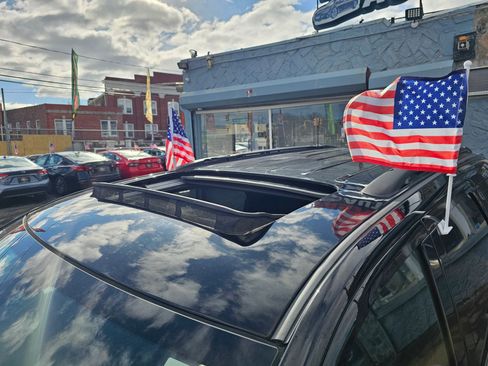 Used 2024 Dodge Durango GT image 30