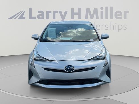 Used 2017 Toyota Prius Three FWD image 8