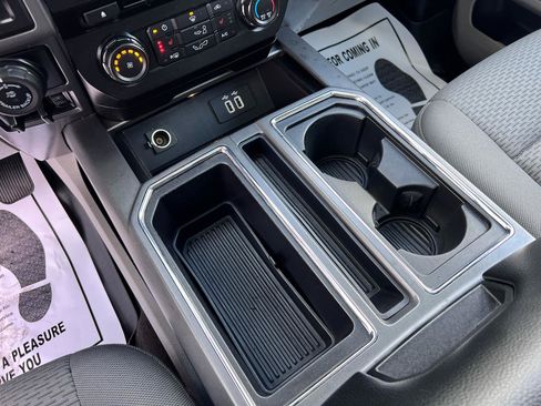 Used 2016 Ford F150 XLT w/ Equipment Group 302A Luxury image 16