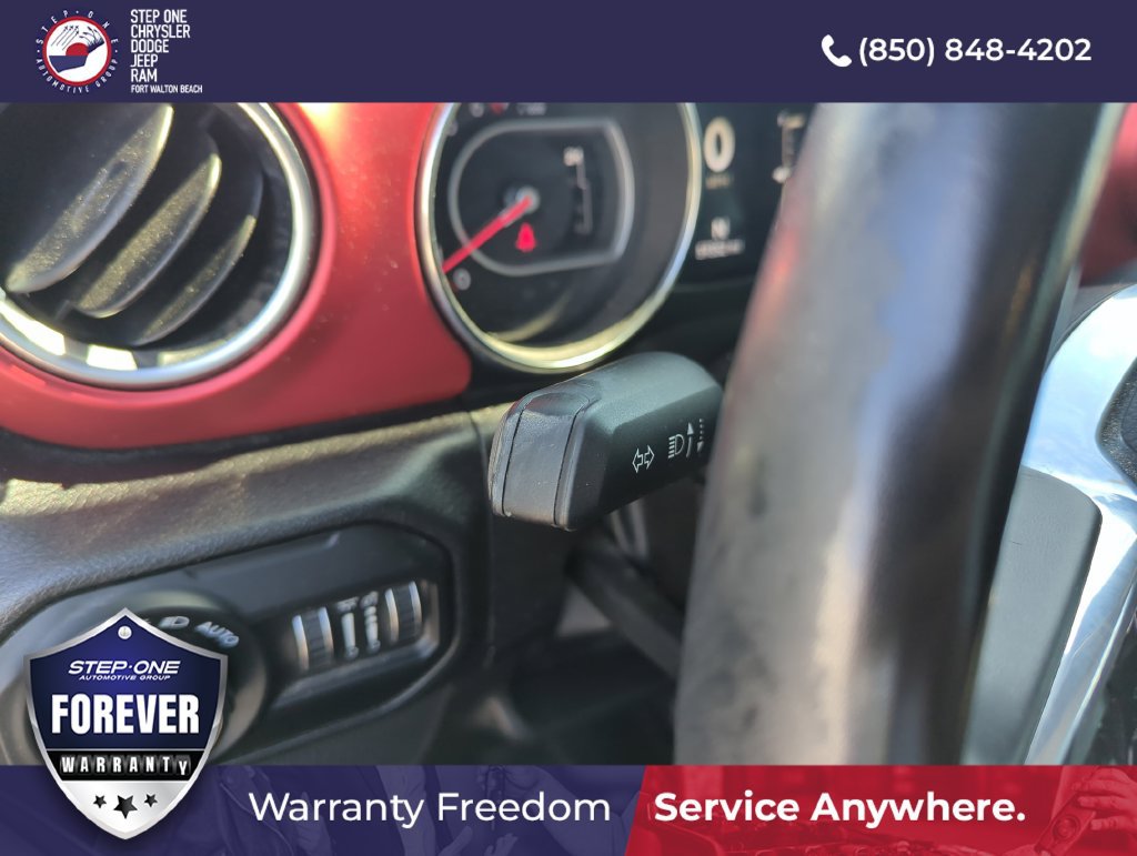 Used 2022 Jeep Wrangler Rubicon AWD/4WD image 16