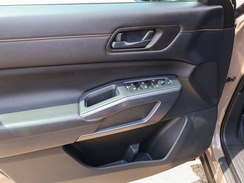 Used 2023 Nissan Pathfinder Rock Creek AWD/4WD image 12