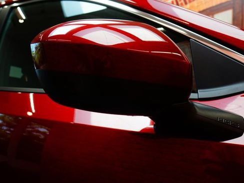 Certified 2025 Nissan Kicks SV AWD/4WD image 76