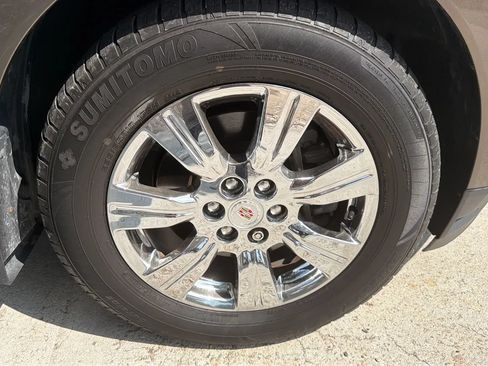 Used 2014 Cadillac SRX Luxury w/ Driver Awareness Package FWD image 31