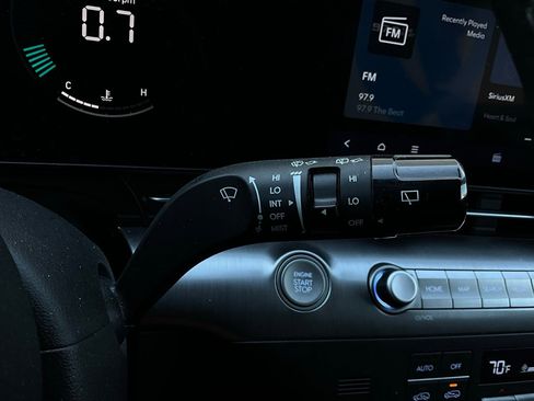 Used 2025 Hyundai Kona SEL image 38