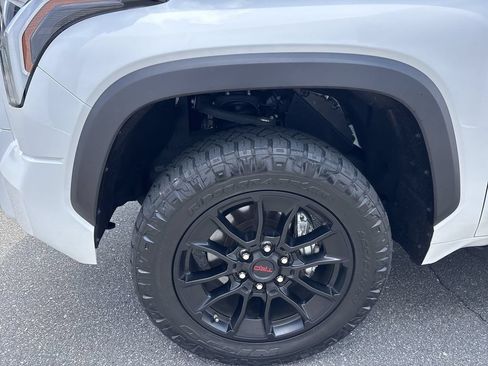 Used 2024 Toyota Tundra SR5 AWD/4WD image 18