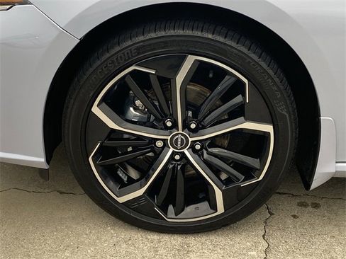 Used 2024 Nissan Altima 2.5 SR image 22