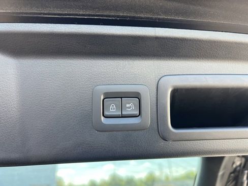 Certified 2025 MAZDA CX-30 AWD 2.5 S w/ Premium Package image 26