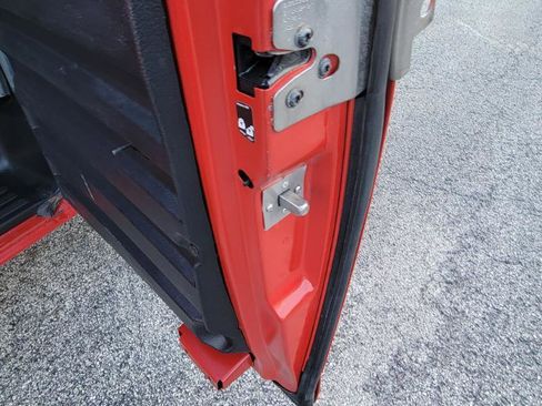 Used 2020 Chevrolet Express 3500 Extended w/ Driver Convenience Package image 40