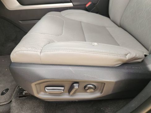 Used 2024 Toyota Tundra Limited image 18